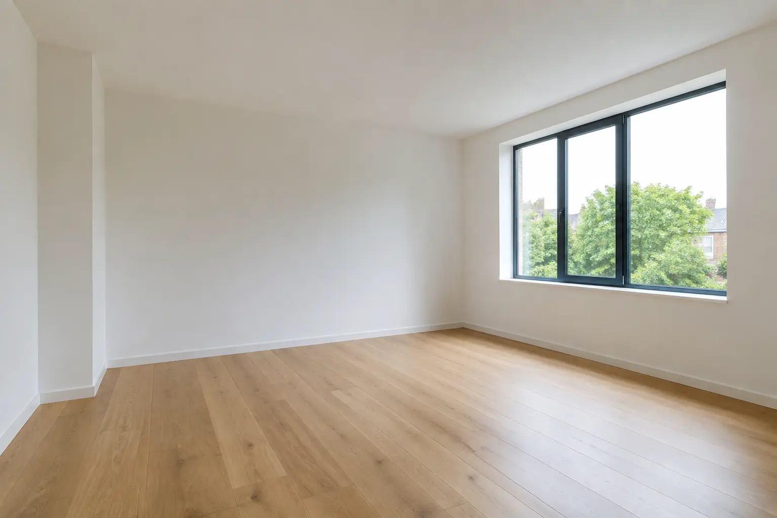 Original main bedroom before virtual staging
